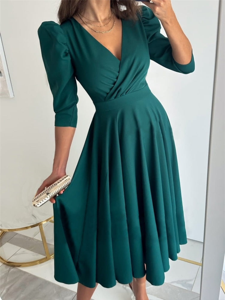 Vestido com Decote em V - Cecília